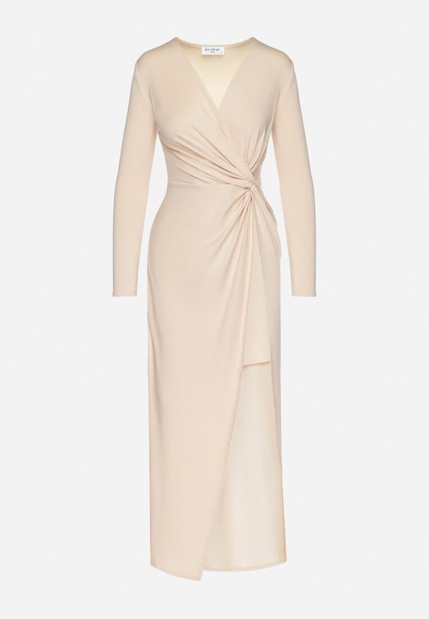 Born2be - Jasnobeżowa Sukienka z Efektownym Marszczeniem i Rozcięciem z Wiskozą Kliheria. Okazja: na co dzień. Kolor: beżowy. Materiał: wiskoza. Długość rękawa: długi rękaw. Styl: klasyczny, casual, elegancki