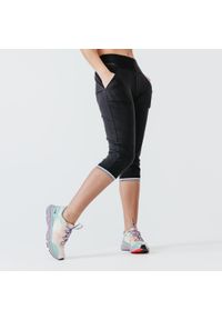KALENJI - Spodnie do biegania krótkie damskie Kalenji Dry. Kolor: czarny. Materiał: materiał, skóra. Długość: krótkie. Sport: fitness #1