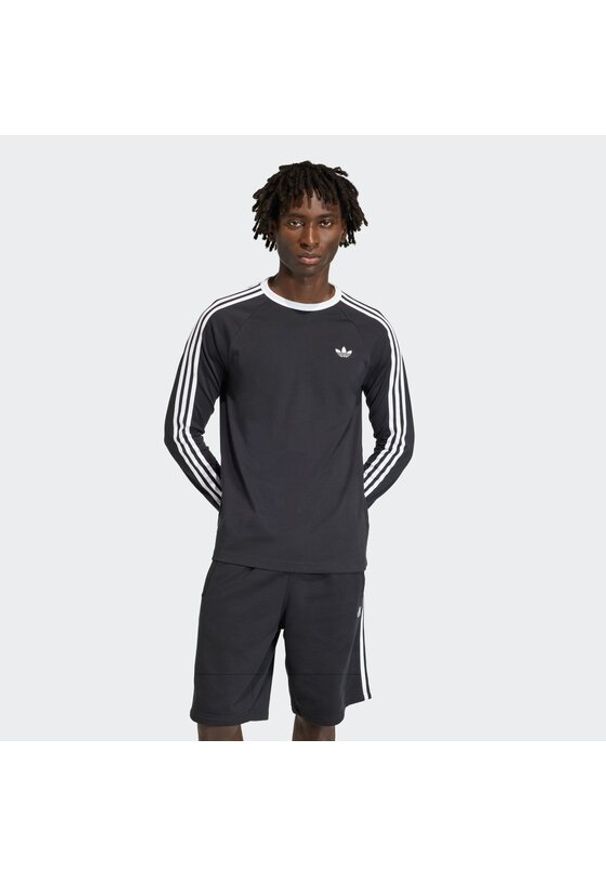 Adidas - adidas Longsleeve 3-Stripes KE3546 Czarny Regular Fit. Kolor: czarny. Materiał: bawełna. Długość rękawa: długi rękaw