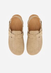 Born2be - Ciemnobeżowe Sandały w Stylu Chodaków Ozdobione Klamrami Qyrraya. Okazja: na co dzień. Zapięcie: klamry. Kolor: beżowy. Materiał: jeans. Wzór: aplikacja. Sezon: lato. Styl: casual, elegancki #8