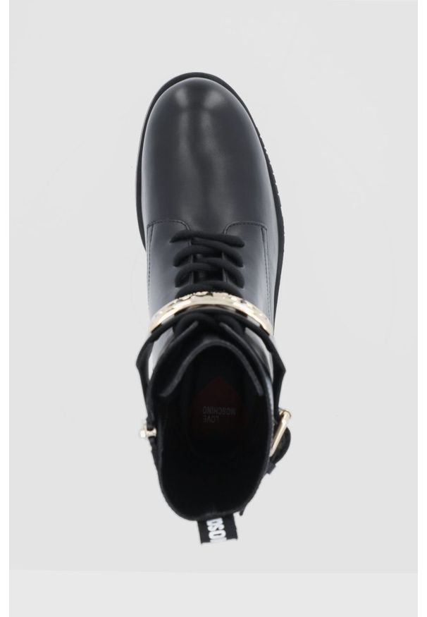 Love Moschino Workery skórzane damskie kolor czarny na płaskim obcasie. Nosek buta: okrągły. Zapięcie: sznurówki. Kolor: czarny. Materiał: skóra. Obcas: na obcasie. Wysokość obcasa: niski