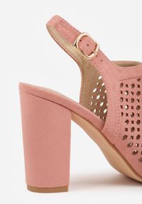 Born2be - Różowe Ażurowe Sandały na Obcasie ze Skórzaną Wkładką Linwena. Okazja: na spacer, na co dzień, na imprezę. Zapięcie: sprzączka. Kolor: różowy. Wzór: ażurowy. Materiał: skóra. Sezon: lato. Obcas: na obcasie. Styl: casual, klasyczny, boho. Wysokość obcasa: wysoki #2