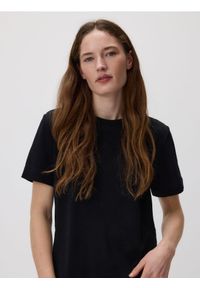 Reserved - T-shirt z bawełny merceryzowanej - czarny. Kolor: czarny. Materiał: bawełna