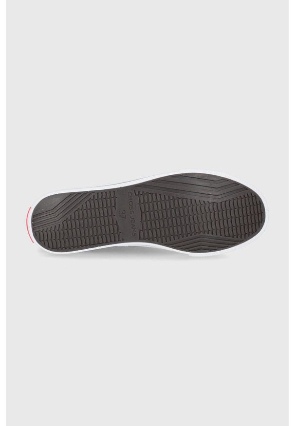 Cross Jeans tenisówki damskie kolor czerwony. Nosek buta: okrągły. Zapięcie: sznurówki. Kolor: czerwony. Materiał: guma