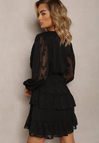 Renee - Czarna Krótka Sukienka Boho Ozdobiona Metaliczną Nitką Eleonoritta. Kolor: czarny. Wzór: aplikacja. Styl: boho. Długość: mini #5