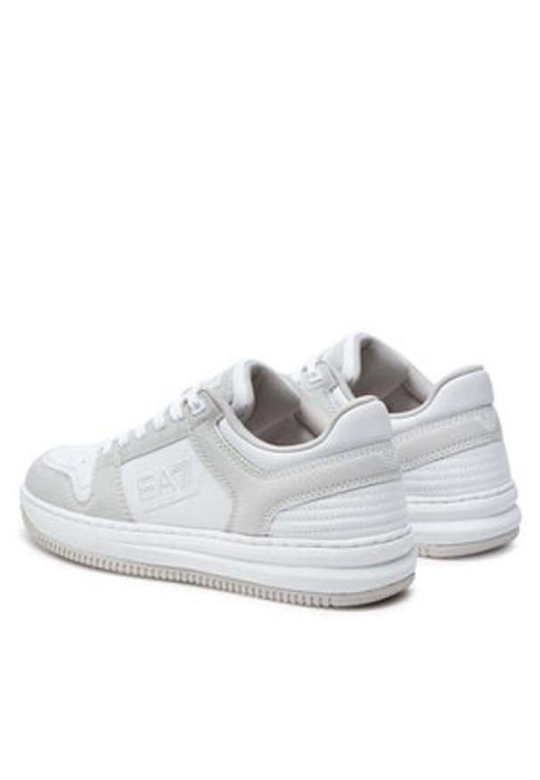 EA7 Emporio Armani Sneakersy X8X189 XK404 T997 Biały. Kolor: biały. Materiał: skóra