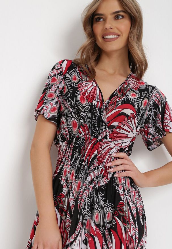 Born2be - Czerwona Sukienka Anastythia. Typ kołnierza: dekolt kopertowy. Kolor: czerwony. Długość rękawa: krótki rękaw. Sezon: lato. Typ sukienki: kopertowe. Długość: midi