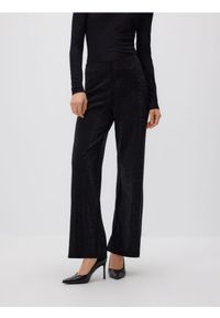 Reserved - Szerokie spodnie ze strassem - czarny. Kolor: czarny. Materiał: dzianina #1