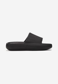 Born2be - Czarne Klapki z Pianki o Minimalistycznym Designie Kaseis. Okazja: na plażę, na co dzień. Kolor: czarny. Styl: sportowy, casual #7