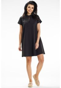 Awama - Trapezowa sukienka mini z pękniętym dekoltem czarna. Kolor: czarny. Typ sukienki: trapezowe. Styl: wizytowy, elegancki. Długość: mini #3