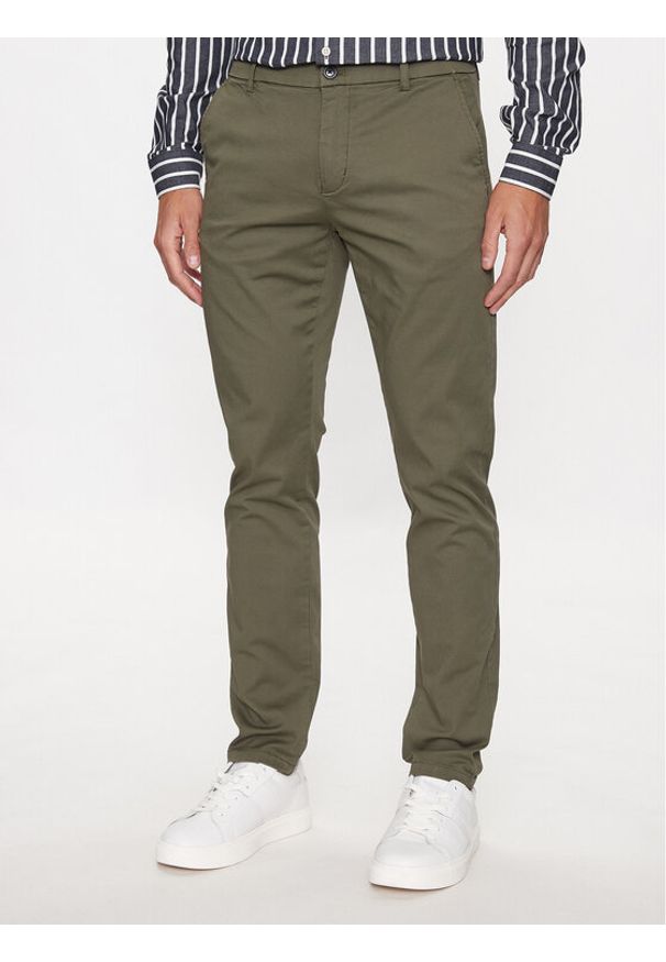 Lindbergh Chinosy 30-005044 Zielony Slim Fit. Kolor: zielony. Materiał: bawełna