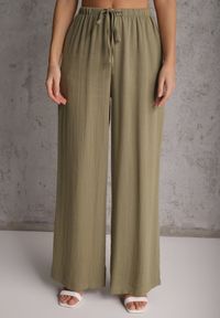 Renee - Zielone Spodnie Wide Leg High Waist z Wiskozy Terilinae. Okazja: na co dzień. Stan: podwyższony. Kolor: zielony. Materiał: wiskoza. Wzór: haft. Styl: casual #5