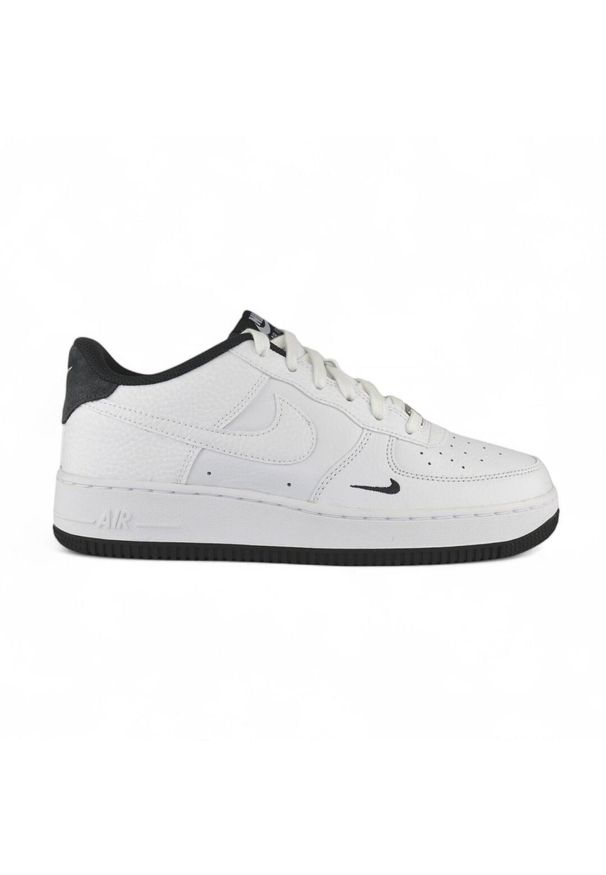 Buty lifestyle Nike Air Force 1 LV8 HJ4560-100. Kolor: biały. Model: Nike Air Force. Sport: turystyka piesza