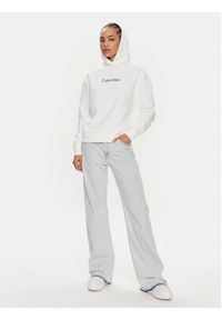 Calvin Klein Bluza Hero Logo K20K205449 Biały Regular Fit. Kolor: biały. Materiał: bawełna