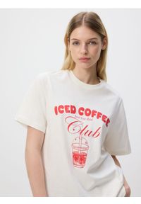 Reserved - T-shirt z nadrukiem - złamana biel. Materiał: bawełna, dzianina. Wzór: nadruk. Styl: klasyczny