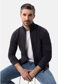 Volcano - Bawełniana bluza B-GUEST. Typ kołnierza: kołnierzyk stójkowy. Materiał: bawełna. Wzór: gładki, ze splotem #1