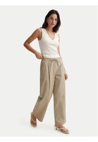 Vero Moda Top Chloe 10342916 Biały Regular Fit. Kolor: biały. Materiał: bawełna #3