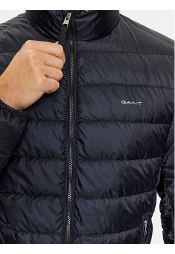 GANT - Gant Kurtka puchowa Light Down Jacket 7006298 Czarny Regular Fit. Kolor: czarny. Materiał: syntetyk