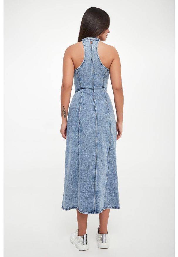 Armani Exchange - Sukienka jeansowa midi ARMANI EXCHANGE. Materiał: jeans. Długość: midi
