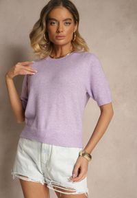 Renee - Fioletowy Sweter z Wełną Krótkim Rękawem Ozdobiony Ściągaczami Emiralin. Okazja: na co dzień. Kolor: fioletowy. Materiał: wełna. Długość rękawa: krótki rękaw. Długość: krótkie. Wzór: aplikacja. Styl: casual #4