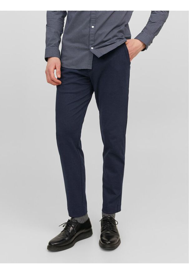 Jack & Jones Chinosy Marco 12237523 Granatowy Slim Fit. Kolor: niebieski. Materiał: syntetyk