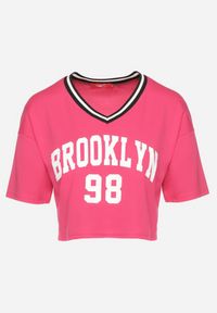 Born2be - Fuksjowy Bawełniany T-shirt z Napisem Nitanelia. Okazja: na co dzień. Kolor: różowy. Materiał: bawełna. Wzór: napisy. Styl: casual
