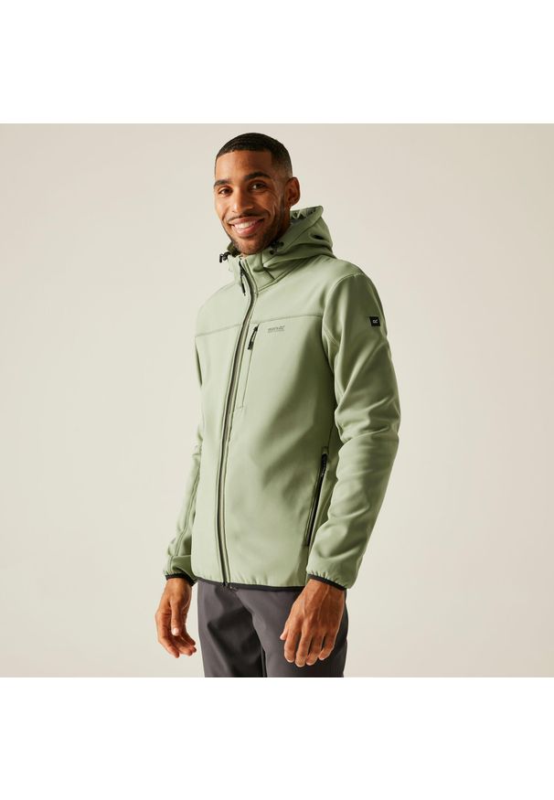 Regatta - Kurtka męska softshell przeciwdeszczowy Ossek. Kolor: zielony. Materiał: softshell. Sport: turystyka piesza