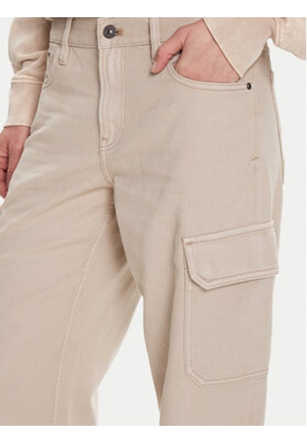 G-Star RAW - G-Star Raw Spodnie materiałowe Judee D24673-E078 Beżowy Relaxed Fit. Kolor: beżowy. Materiał: bawełna