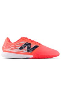 Halówki męskie New Balance FURON PRO IN v8 SF2IMP8 – czerwone. Kolor: czerwony. Materiał: syntetyk, materiał. Szerokość cholewki: normalna. Sport: fitness