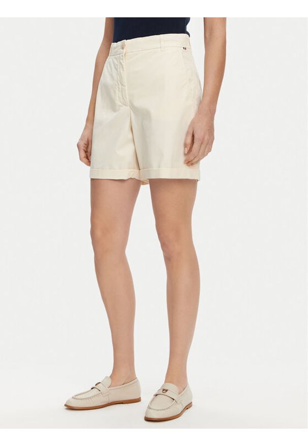 TOMMY HILFIGER - Tommy Hilfiger Szorty materiałowe WW0WW42457 Écru Regular Fit. Materiał: lyocell, bawełna