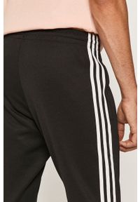 adidas Originals - Spodnie GF0210 GF0210-BLK/WHT. Kolor: czarny #3