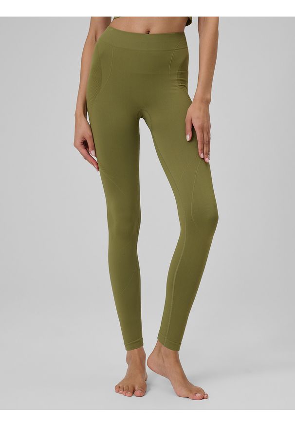 4f - 4F Legginsy do jogi bezszwowe damskie - oliwkowe XS/S. Stan: podwyższony. Kolor: oliwkowy, brązowy, wielokolorowy. Materiał: włókno. Długość: do kostek. Sport: joga i pilates