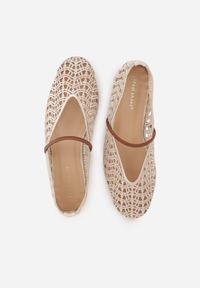 Born2be - Jasnobeżowe Ażurowe Balerinki z Imitacji Plecionki z Paskiem Naeraea. Okazja: na co dzień. Zapięcie: pasek. Kolor: beżowy. Materiał: len. Wzór: ażurowy. Sezon: wiosna, lato. Styl: casual, klasyczny #4