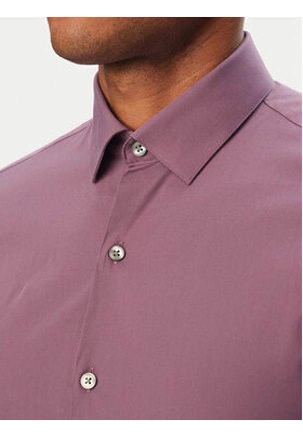 Calvin Klein Koszula Essentials LV019EU037 Fioletowy jasny Slim Fit. Kolor: fioletowy. Materiał: bawełna