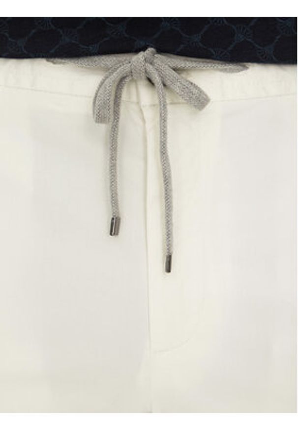 JOOP! Szorty materiałowe 17 JT-80Capri-D 30045912 Beżowy Slim Fit. Kolor: beżowy. Materiał: bawełna