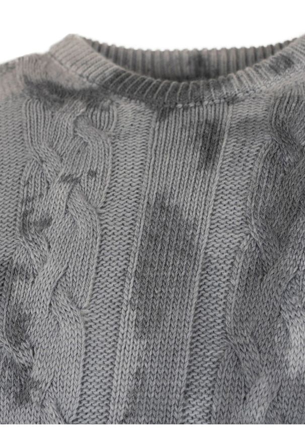 Takeshy Kurosawa Sweter | 83063 | Maglia Treccia Sfumata | Mężczyzna | Szary. Okazja: na co dzień. Kolor: szary. Materiał: wełna, poliamid, bawełna. Wzór: aplikacja, ze splotem. Styl: casual