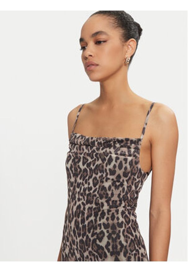 Gina Tricot Sukienka codzienna 24060 Brązowy Slim Fit. Okazja: na co dzień. Kolor: brązowy. Materiał: syntetyk. Typ sukienki: proste. Styl: casual