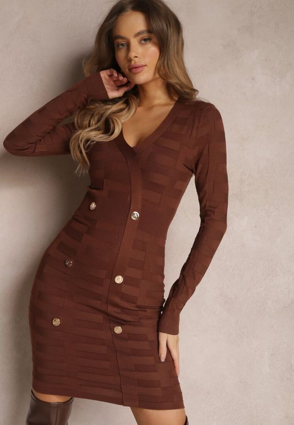 Renee - Brązowa Sukienka Dzianinowa z Napami Cits. Kolor: brązowy. Materiał: dzianina. Długość rękawa: długi rękaw. Długość: mini