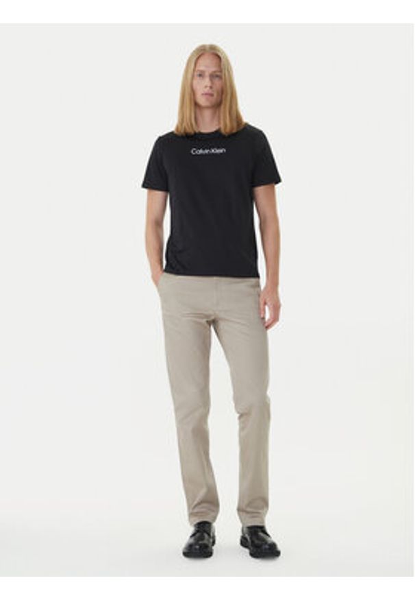Calvin Klein T-Shirt Logo 30s LV04LD230G Czarny Relaxed Fit. Kolor: czarny. Materiał: bawełna