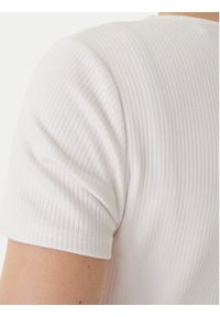 Guess T-Shirt GUESS x NORTH SAILS W6GP01 K2658 Écru Regular Fit. Materiał: syntetyk #4