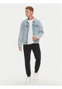 Calvin Klein Jeans Spodnie dresowe Monologo J30J325658 Czarny Regular Fit. Kolor: czarny. Materiał: bawełna, syntetyk #5