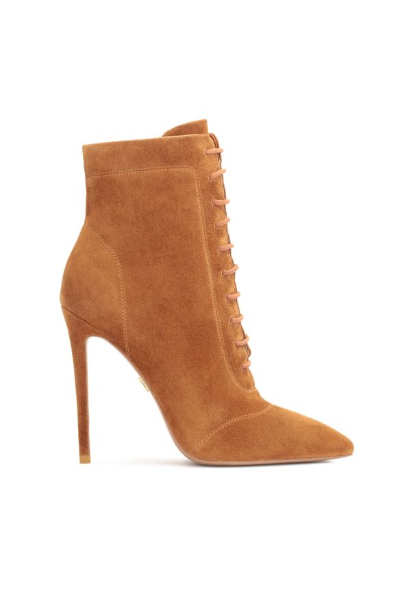 Kazar - Wysokie zamszowe botki w rudym kolorze. Zapięcie: sznurówki. Kolor: brązowy. Materiał: zamsz. Szerokość cholewki: normalna