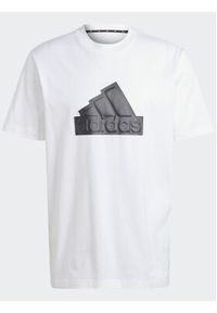 Adidas - adidas T-Shirt IN1623 Biały Loose Fit. Kolor: biały. Materiał: bawełna