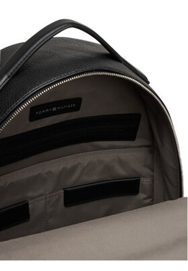 TOMMY HILFIGER - Tommy Hilfiger Plecak Th Central Backpack AM0AM13483 Czarny. Kolor: czarny. Materiał: skóra