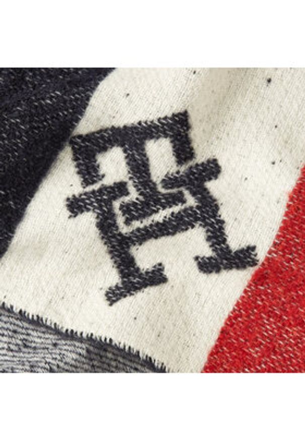 TOMMY HILFIGER - Tommy Hilfiger Szalik Limitless Chic Cb Scarf AW0AW15353 Granatowy. Kolor: niebieski. Materiał: syntetyk