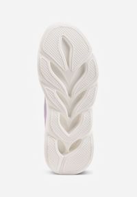 Born2be - Biało-Fioletowe Siateczkowe Buty Sportowe Sneakersy na Grubej Tłoczonej Podeszwie Telarienna. Okazja: na co dzień. Zapięcie: sznurówki. Kolor: biały. Materiał: jeans. Obcas: na platformie #2