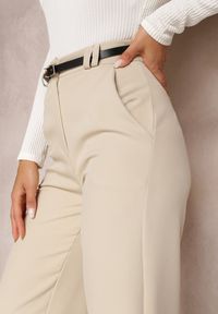 Renee - Jasnobeżowe Szerokie Spodnie z Paskiem z Imitacji Skóry Vortexi. Kolor: beżowy. Materiał: skóra. Styl: elegancki #3