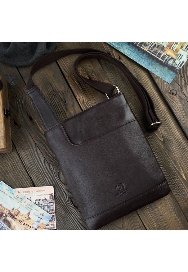 Listonoszka skórzana PAOLO PERUZZI T-60-BR brązowa. Kolor: brązowy. Materiał: skórzane. Styl: casual. Rodzaj torebki: na ramię