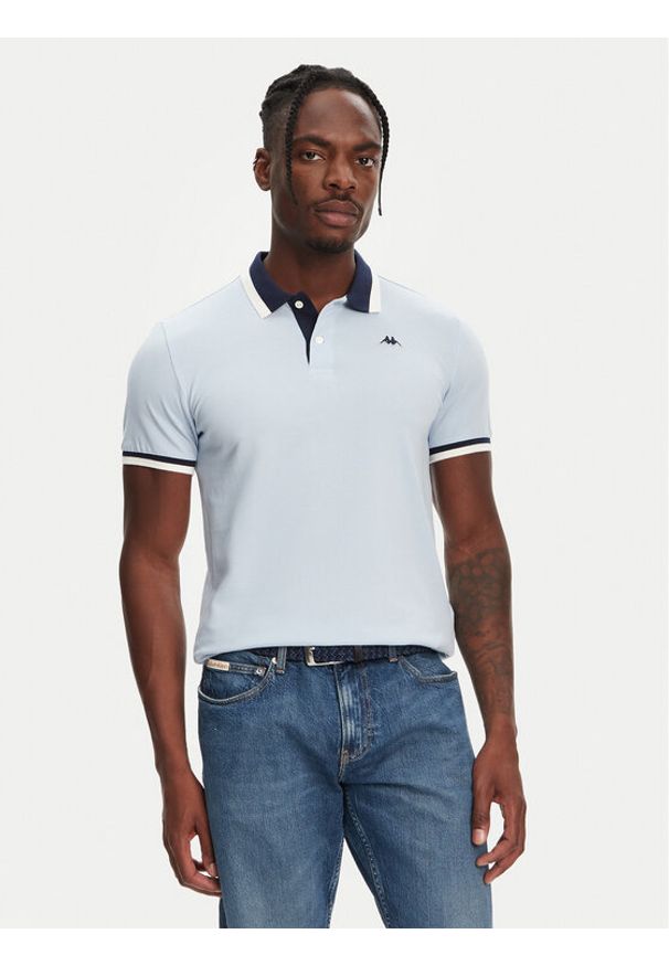 Robe di Kappa Polo Atsushi 611255W Niebieski Slim Fit. Typ kołnierza: polo. Kolor: niebieski. Materiał: bawełna
