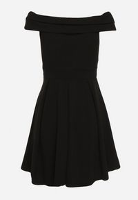 Born2be - Czarna Sukienka z Hiszpańskim Dekoltem o Rozkloszowanym Fasonie Vilenia. Okazja: na co dzień. Kolor: czarny. Typ sukienki: rozkloszowane. Styl: elegancki, casual #5